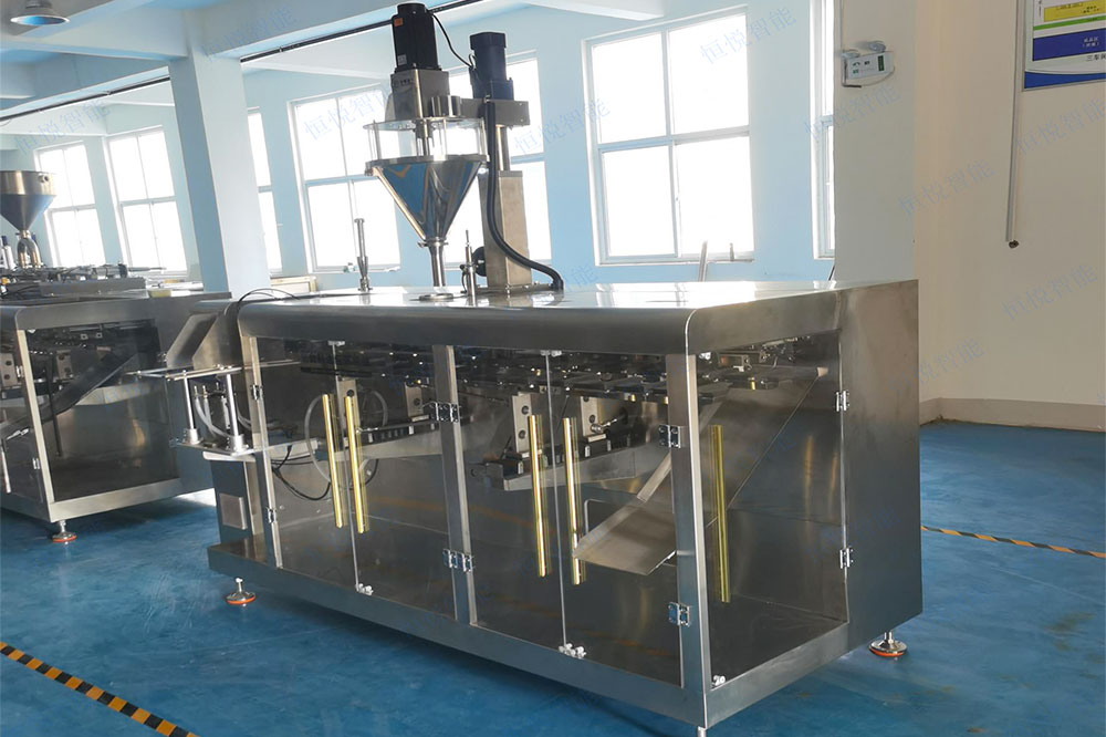 給袋式水平包裝機(jī) 給袋式水平包裝機(jī)