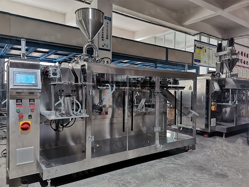 膏體醬料給袋式水平包裝機(jī)